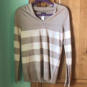 WOMENS PATAGONIA SWEATER